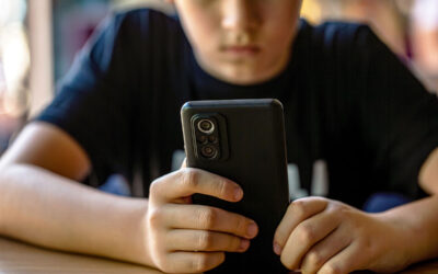 Helping Tweens and Teens Use Screens Safely